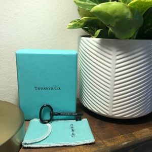 Tiffany & Co key necklace pendant *Authentic*